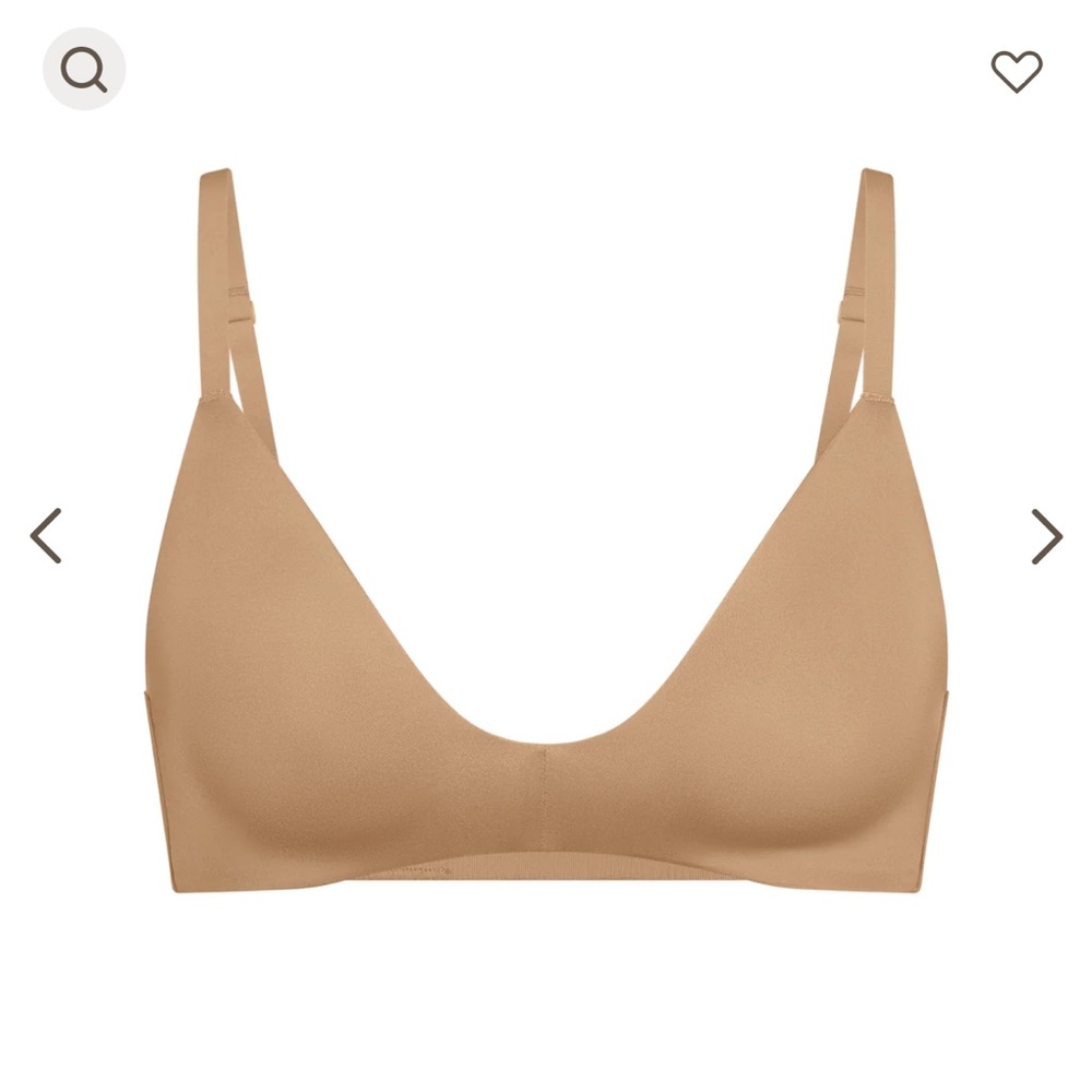 SKIMS Wireless Form Tshirt Bra